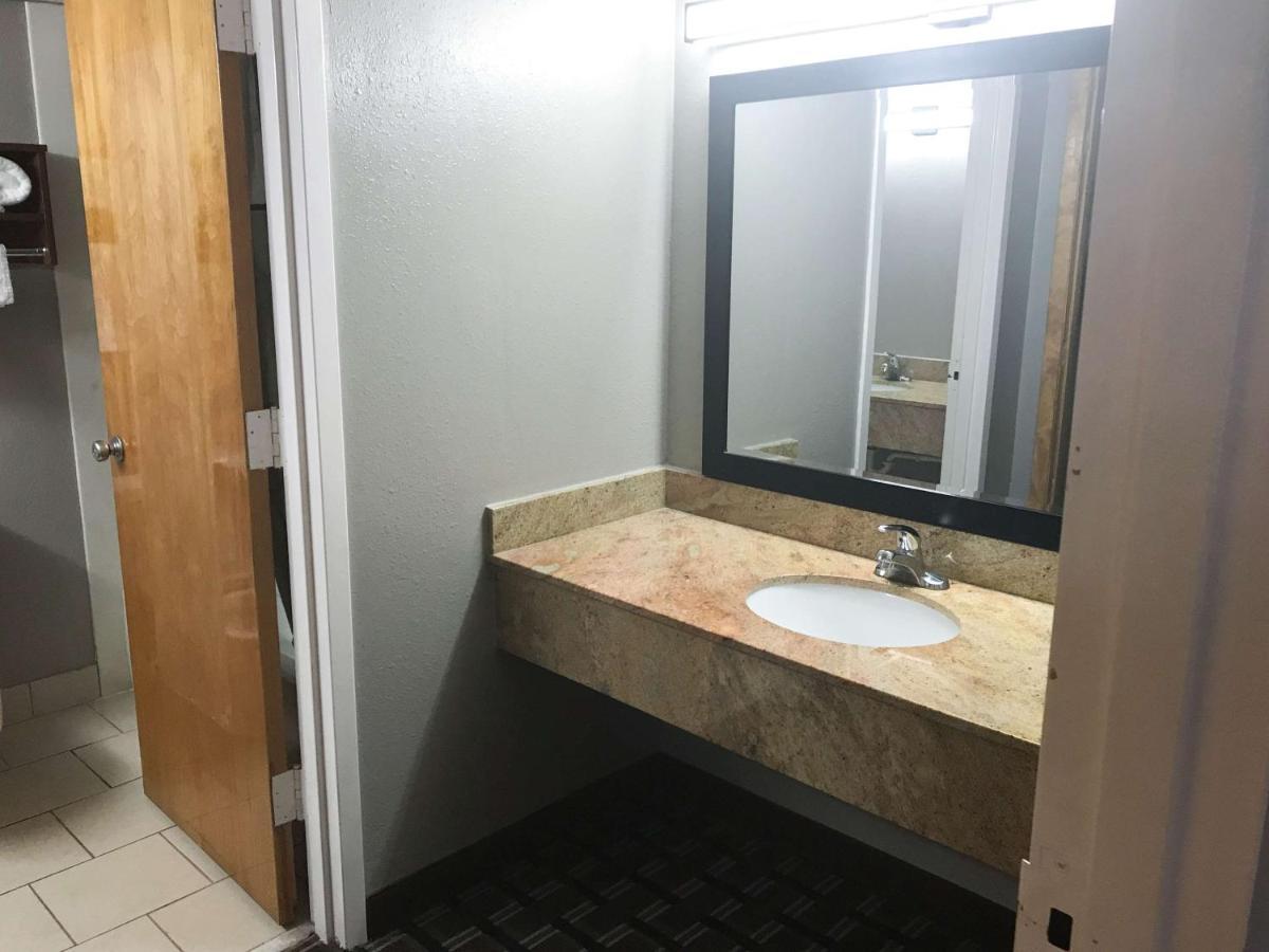 Studio 6 Suites Tupelo, Ms Ngoại thất bức ảnh